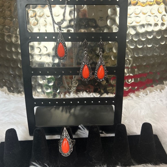 Coral ring,necklace and ring set - Picture 1 of 4